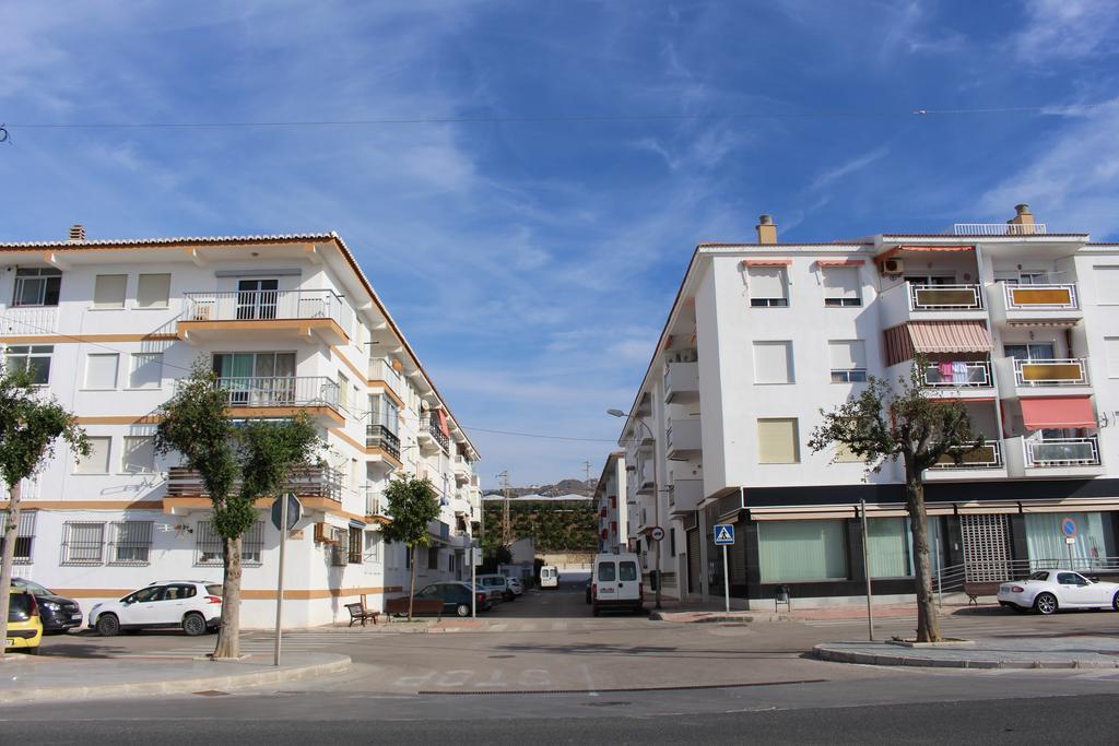 Beach And Family Lägenhet Velez Malaga Exteriör bild