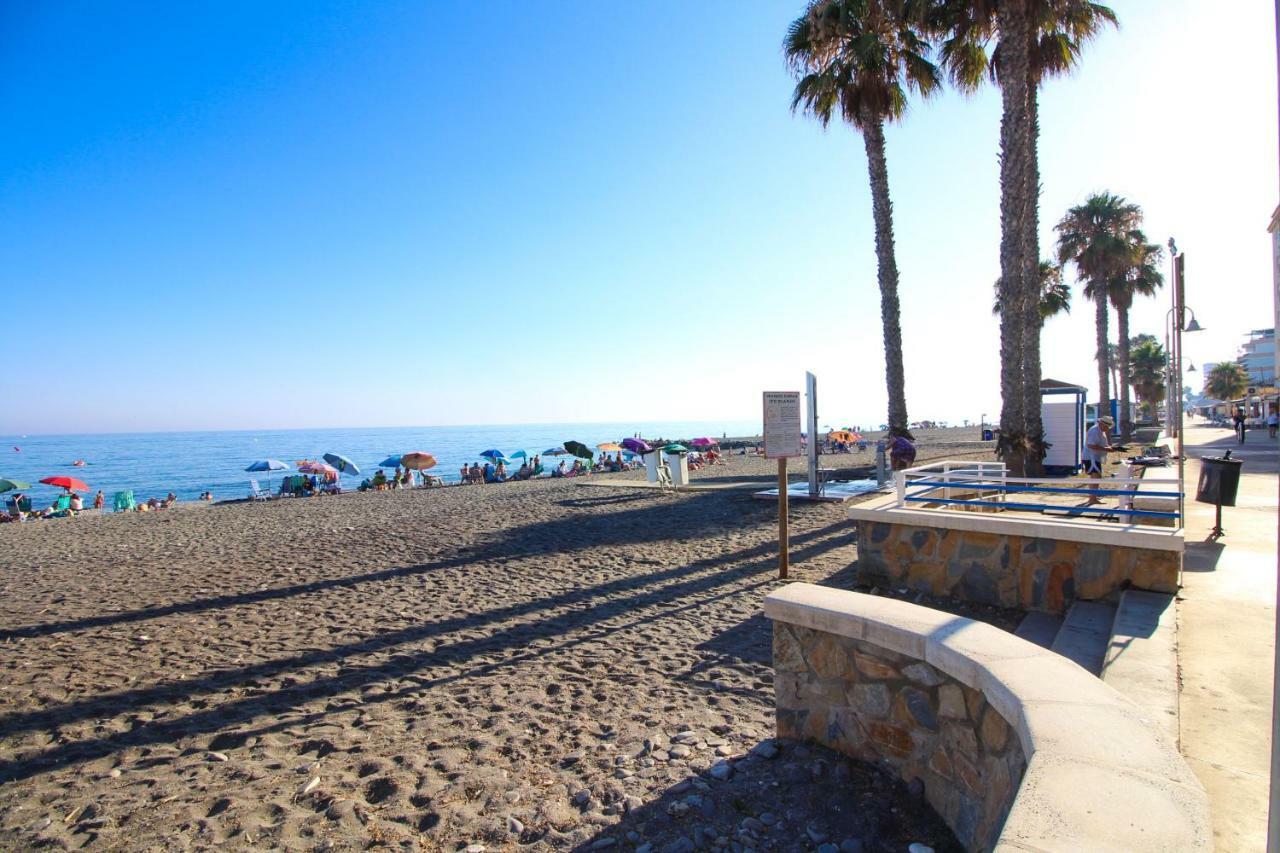 Beach And Family Lägenhet Velez Malaga Exteriör bild