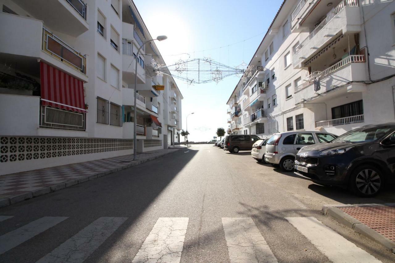 Beach And Family Lägenhet Velez Malaga Exteriör bild